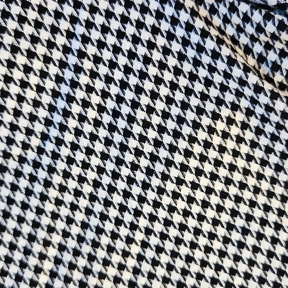 Old Navy Houndstooth Pixie Pants - image 3